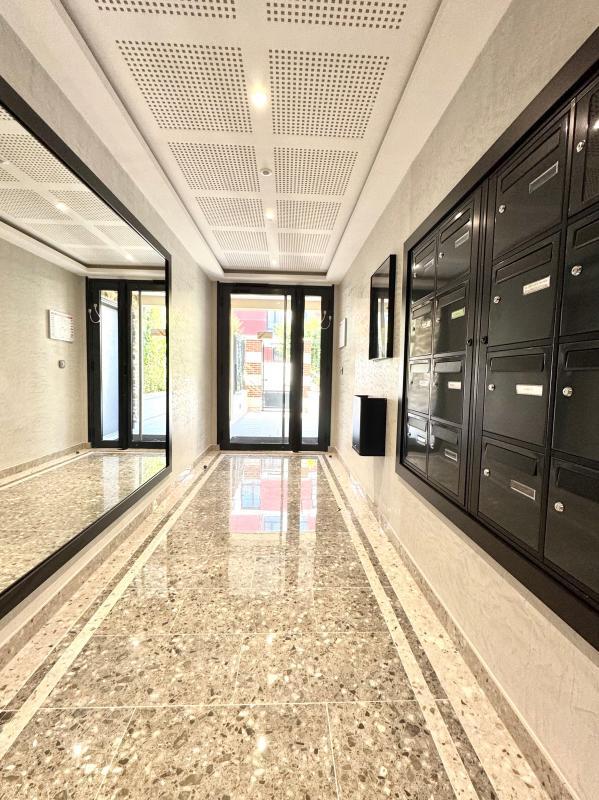 Appartement - 97 m² - 4 pièces