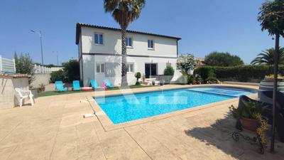 Villa - 180 m² - 7 pièces