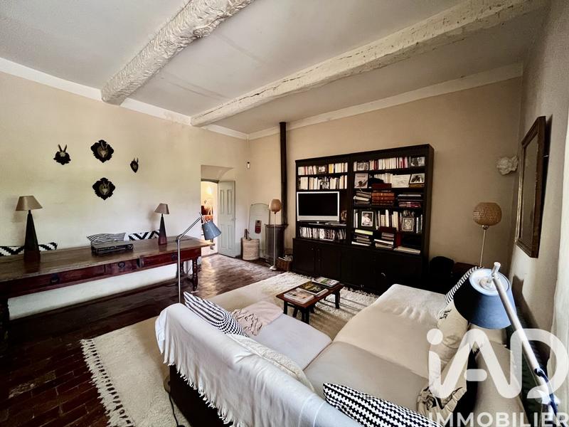 Maison - 400 m² - 11 pièces