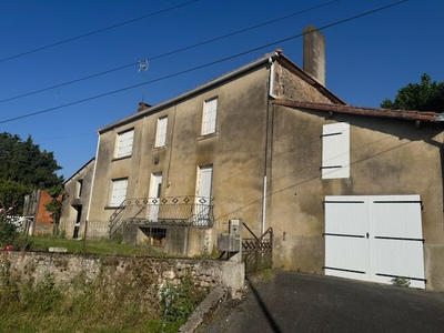 Maison - 105 m² - 4 pièces