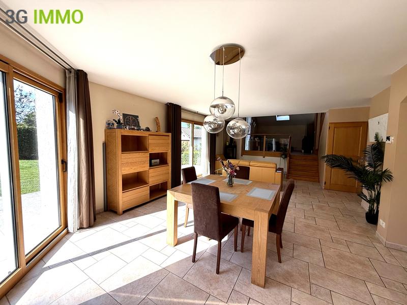 Maison - 156 m² - 5 pièces