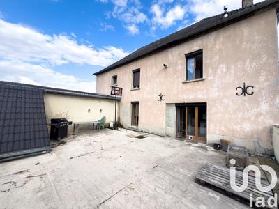 Maison - 257 m² - 7 pièces