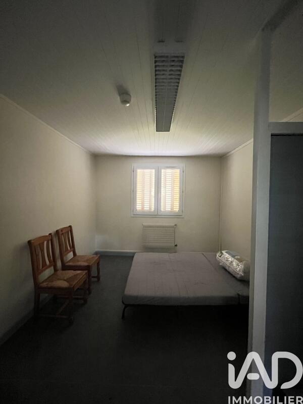 Maison - 550 m² - 15 pièces