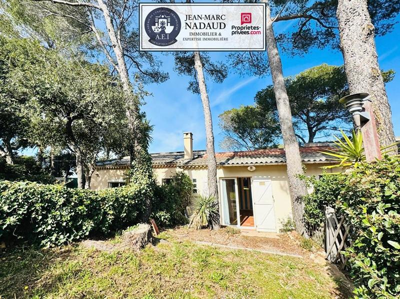 Villa - 200 m² - 9 pièces