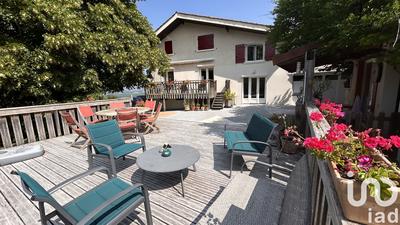 Maison - 186 m² - 7 pièces