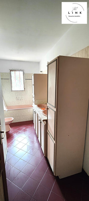 Villa - 170 m² - 8 pièces