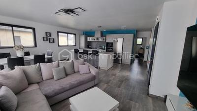 Maison - 100 m² - 4 pièces