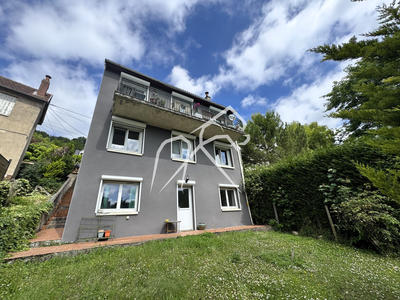 Maison - 135 m² - 6 pièces