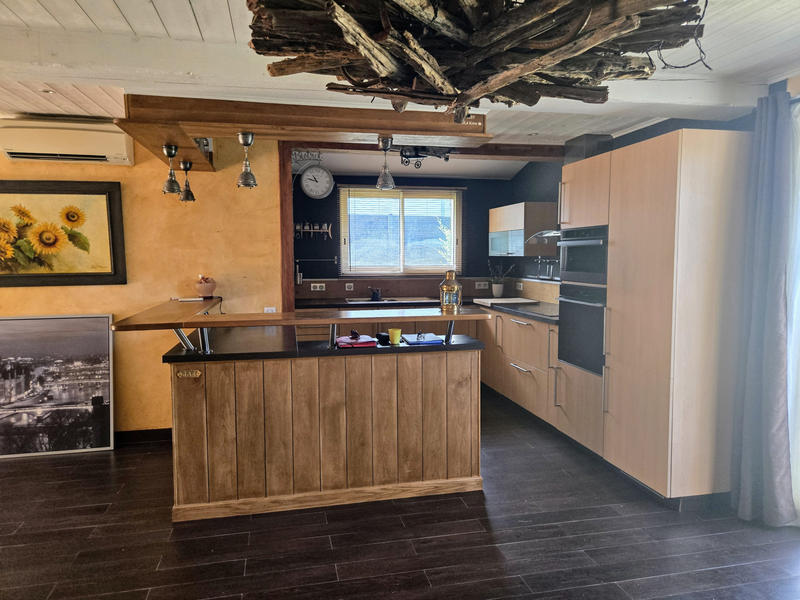 Maison - 88 m² - 3 pièces