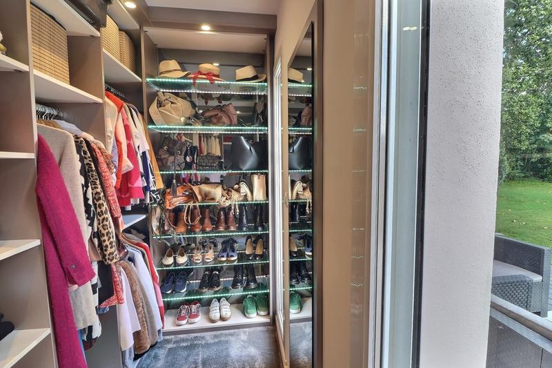 Maison - 295 m² - 12 pièces