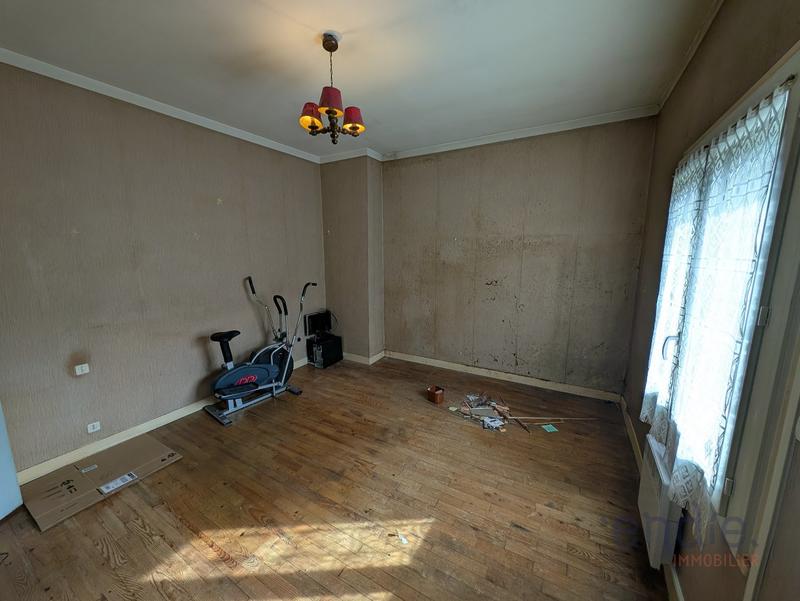 Maison - 180 m² - 7 pièces