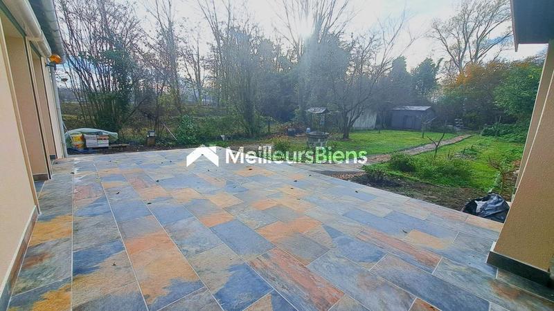 Maison - 120 m² - 5 pièces