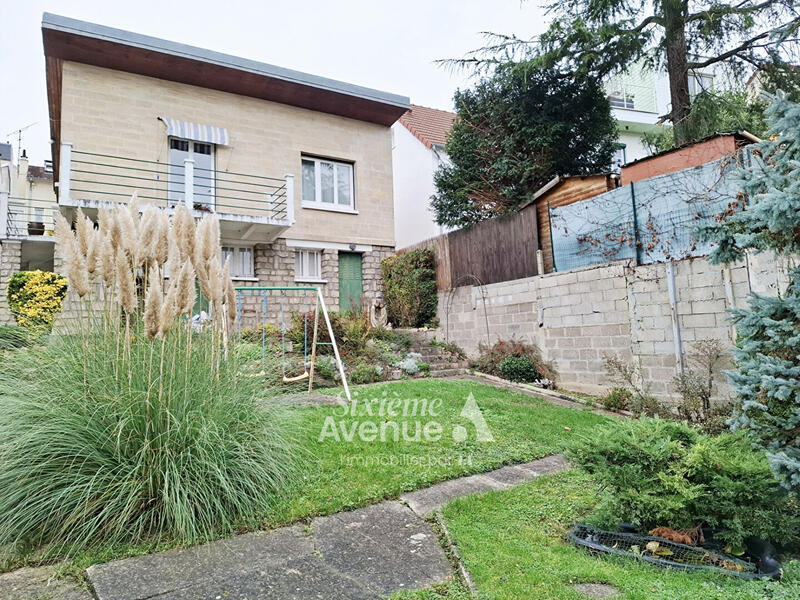 Maison - 106 m² - 5 pièces