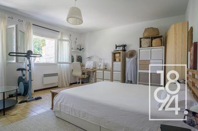 Appartement - 82 m² - 3 pièces