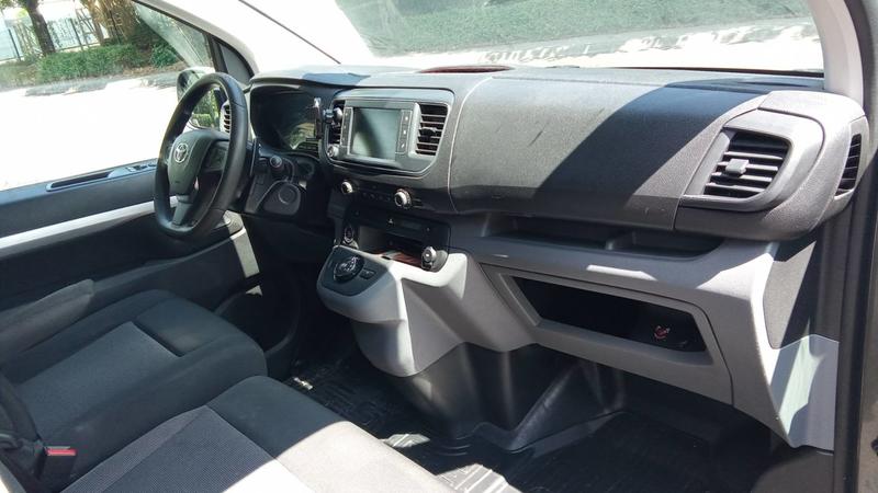 Toyota Proace II 2.0 d-4d 180 Bva8 Medium Lounge - 6 places