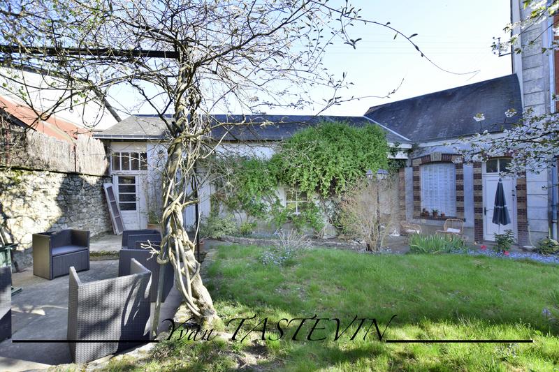 Maison ancienne - 225 m² - 8 pièces