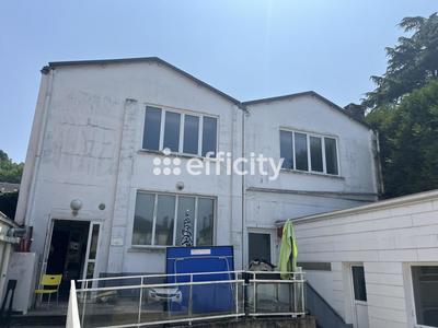 Appartement - 200 m² - 5 pièces