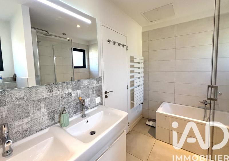 Maison - 170 m² - 7 pièces