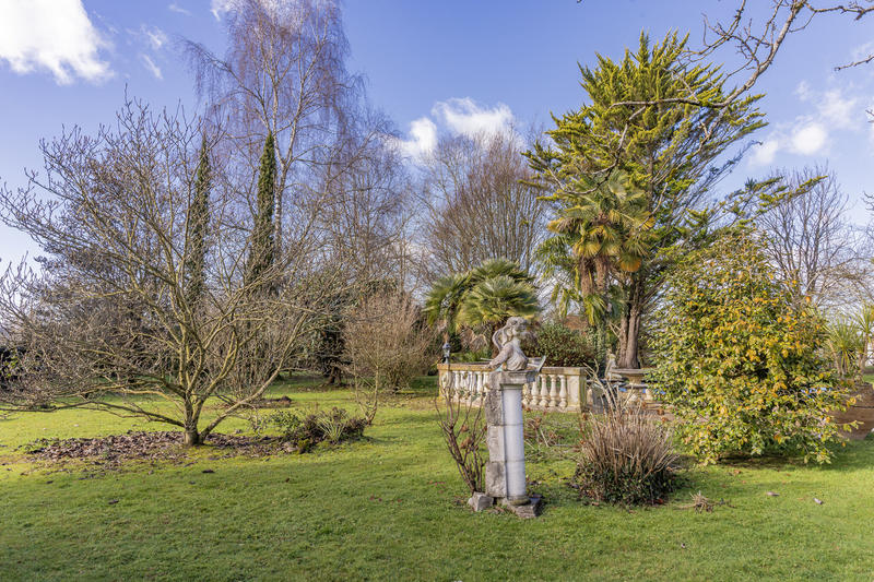 Propriété - 188 m² - 5 pièces