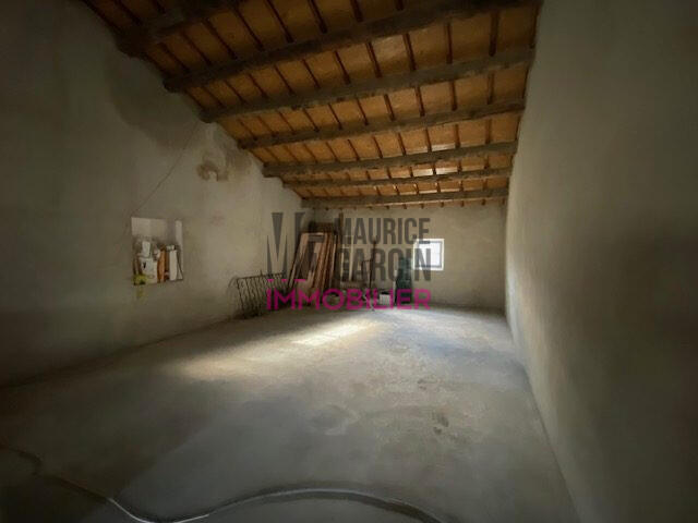 Maison - 209 m² - 8 pièces