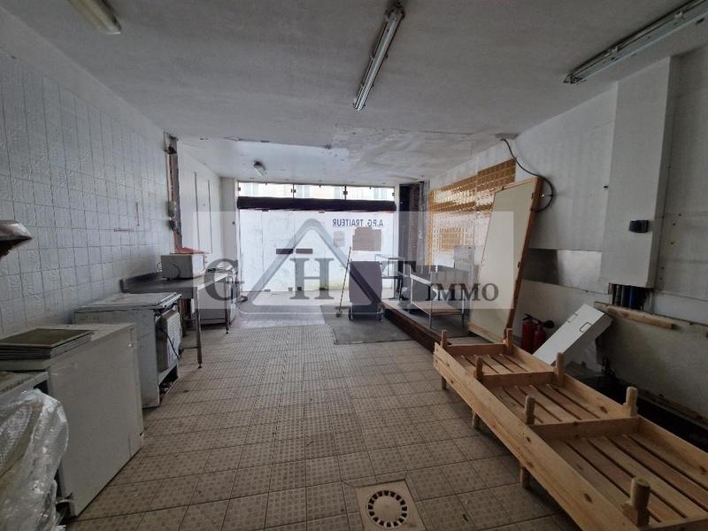 Local commercial - 155 m²