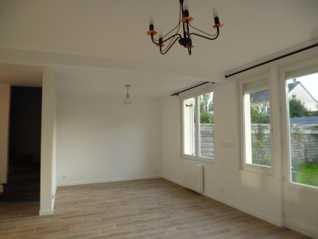 Maison - 75 m² - 5 pièces