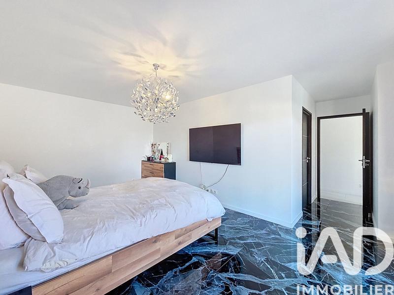 Maison - 172 m² - 6 pièces