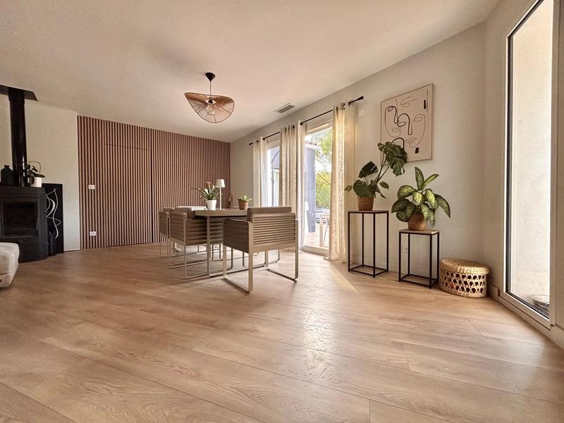 Maison - 150 m² - 5 pièces