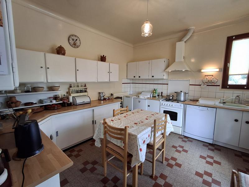 Maison traditionnelle - 150 m² - 6 pièces