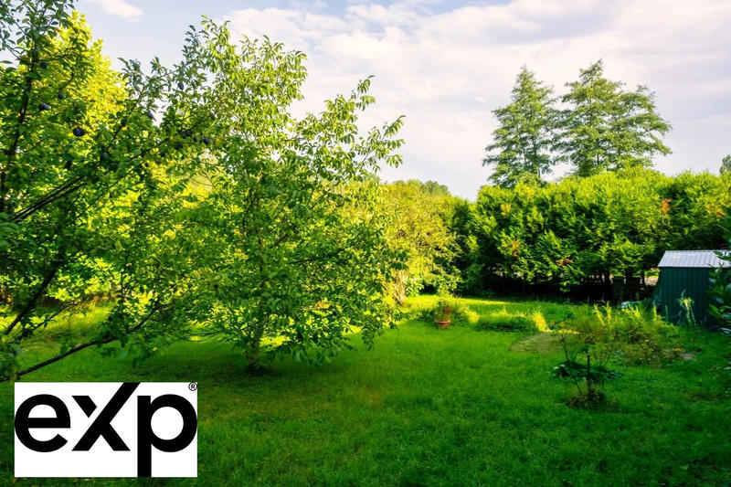 Maison - 240 m² - 7 pièces