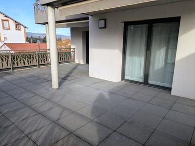 Appartement - 81 m² - 4 pièces