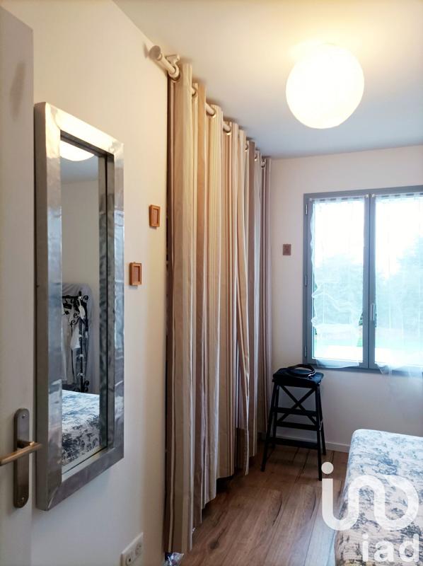 Maison - 213 m² - 10 pièces