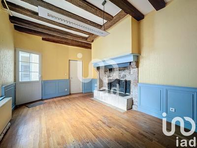 Maison - 238 m² - 8 pièces