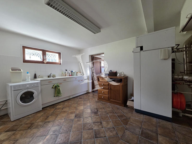 Maison - 160 m² - 5 pièces