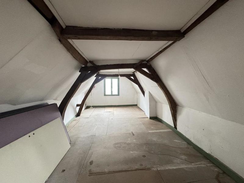 Divers - 189 m² - 6 pièces