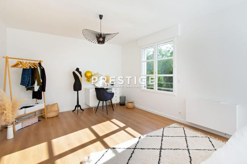 Bastide - 294 m² - 6 pièces