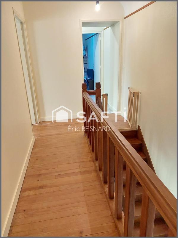 Maison - 136 m² - 7 pièces