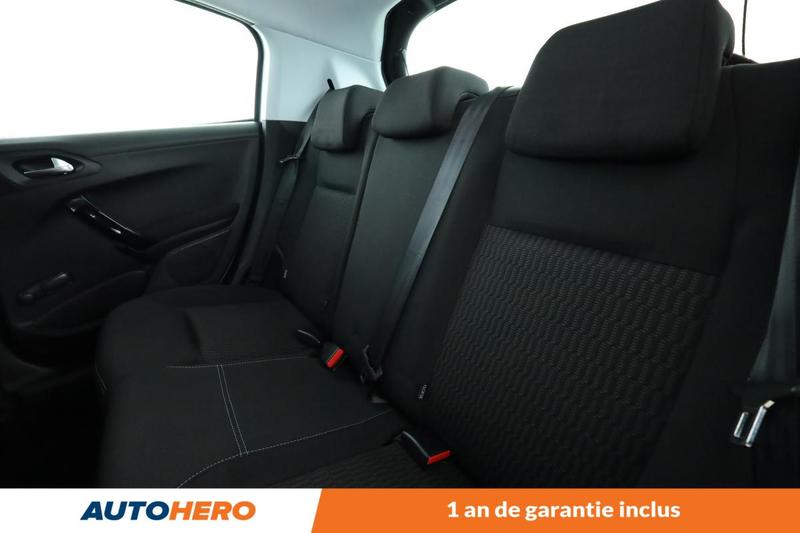 Peugeot 208 1.5 Blue-HDi Active Business 100 ch