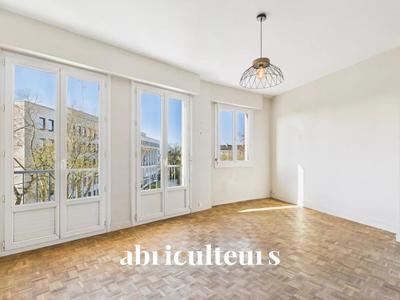 Appartement - 70 m² - 4 pièces