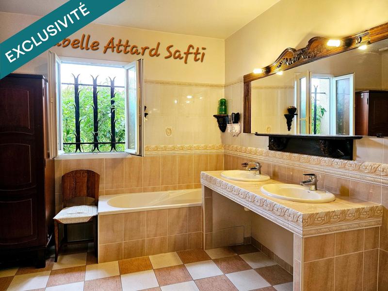 Maison - 160 m² - 4 pièces