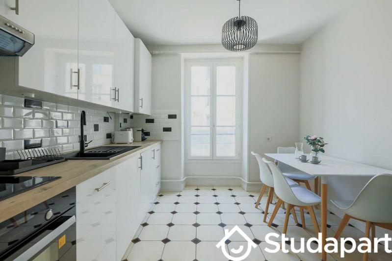 Appartement - 65 m² - 2 pièces