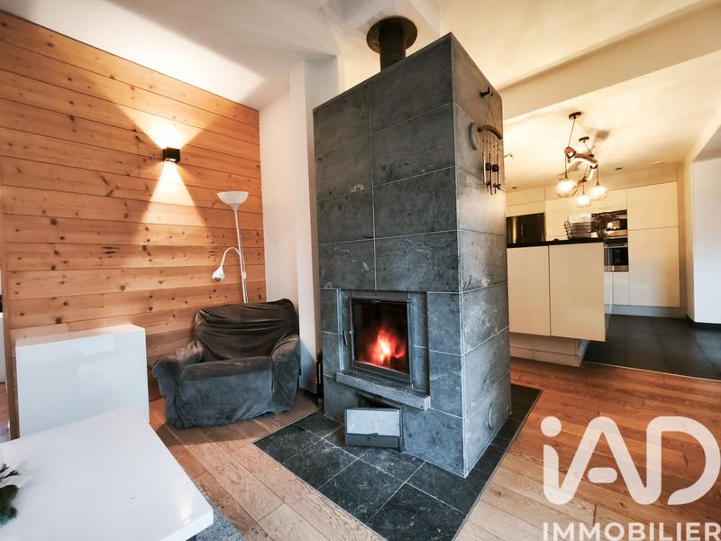 Maison - 189 m² - 9 pièces