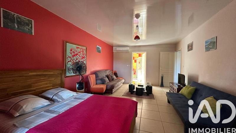 Maison - 500 m² - 12 pièces