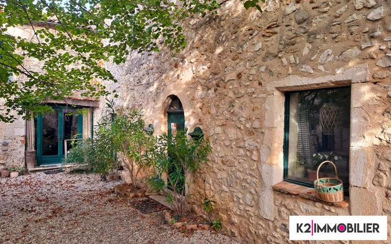 Maison - 486 m² - 14 pièces