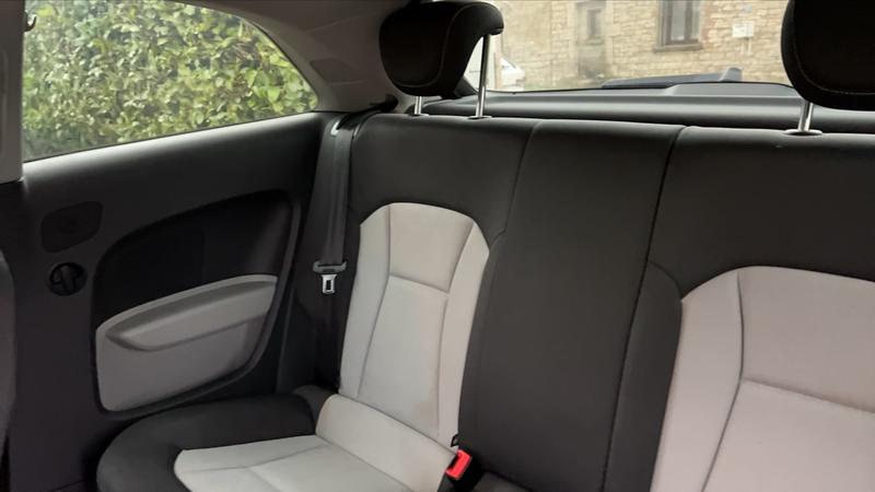 Audi A1 1.6 Tdi 105 Ambiente