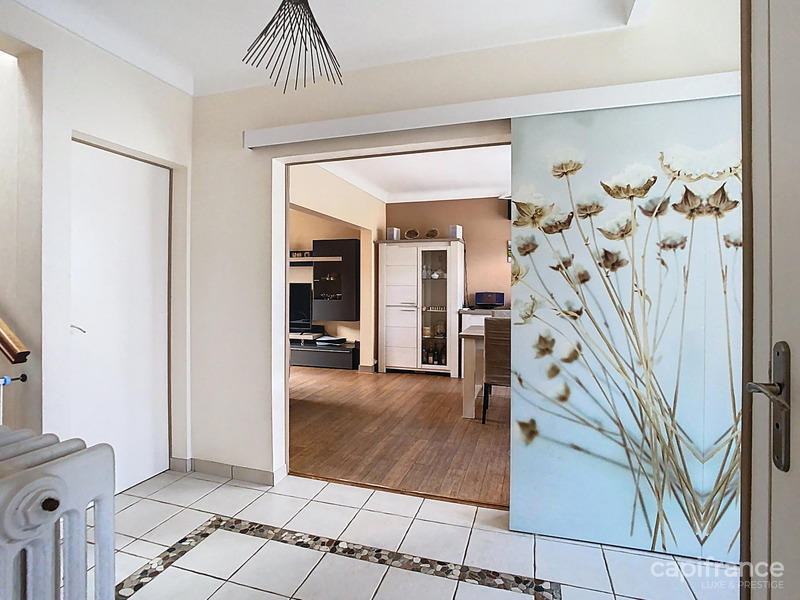 Maison - 96 m² - 5 pièces