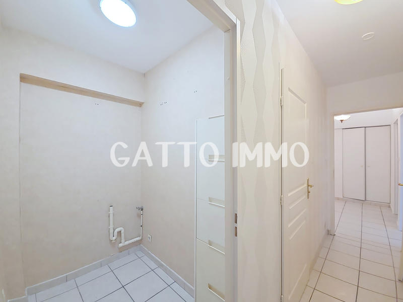 Appartement - 81 m² - 3 pièces