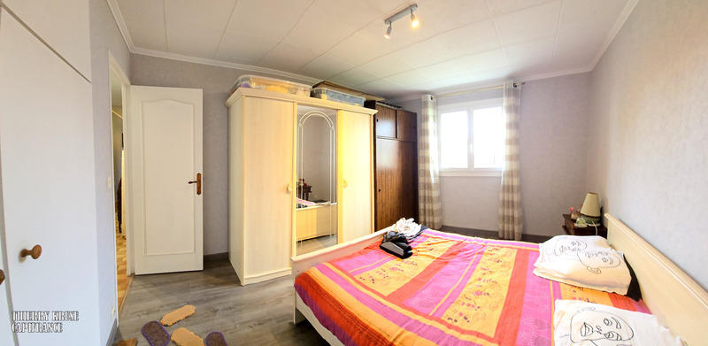 Maison - 110 m² - 4 pièces