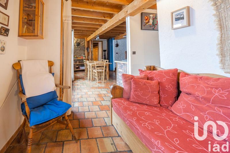 Appartement - 93 m² - 4 pièces