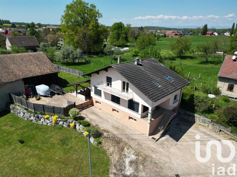 Maison - 177 m² - 8 pièces